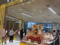 -泡泡玛特POPMART(黄岛新城吾悦店)