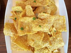 蛋黄焗农家锅巴-芳草地度假酒店·野炉中餐厅