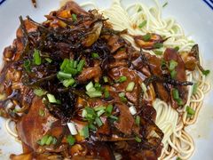 蛤蜊猪肝面-沪西老弄堂面馆(定西路店)