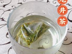 龙井茶-一江春水·杭帮臻宴