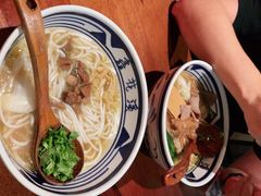 -鑫花溪牛肉米粉(东环大润发店)