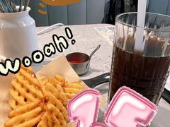 -必胜客(阿罗海店)