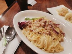 -玛格萝妮比萨屋(陆家浜路店)