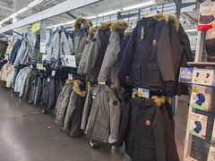 -迪卡侬(苗岭路店)