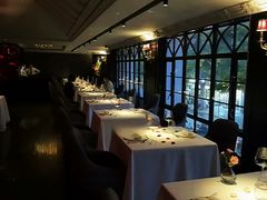 -弦月窗LUNETTE BY AMANDA(复兴路店)