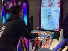 -世代星球·保龄球·镭战真人CS·团建(杨浦店)