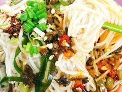 芽菜拌粉-中央财经大学-食堂