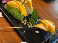 -Chom Cafe and Restaurant