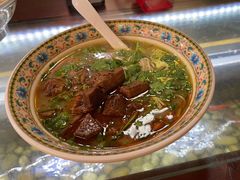 -金杨拉面王小吃面馆·牛三宝面·红烧牛肉粉