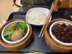 -三千粉牛肉米粉(来客茂店)