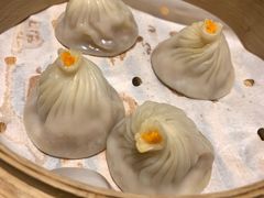 活拆蟹黄小笼包-成隆行·蟹王府(九江路店)