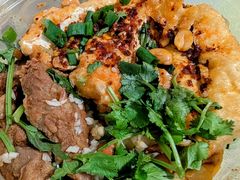 牛肋條拼豆腐撈刀削麵-刕舙馫面馆