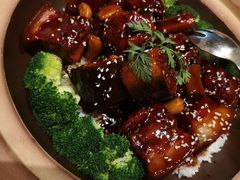 红烧肉河鳗煲仔饭-上海老站(徐家汇店)