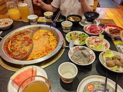 -沸炉重庆老火锅(军事博物馆店)