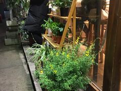 -猫的天空之城概念书店(杭州南宋御街店)