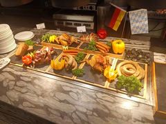 -棕榈阁·巴西烤肉海鲜自助餐厅(中州皇冠假日酒店)