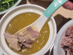 -老乡鸡(上海白玉兰广场店)