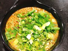 -果松木炭酸菜铜火锅·外婆参鸡汤