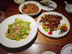 -前海沿·青岛菜(大拇指广场石老人店)