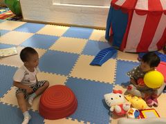 -黄浦乐烁龙鱼宝贝托育园(海潮路校区)