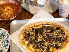 -I HOLIC艾豪丽披萨(KKone店)