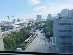 -上海长海医院-地下停车场