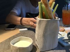 -穹六人间 people 6(岳阳路店)