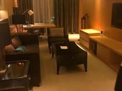 -上海漕河泾万丽酒店