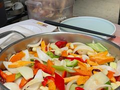 -黄记煌三汁焖锅(新佳丽江汉路店)