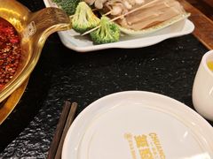 -永發發串串火锅馆·烧烤·大排档(传媒大学店)