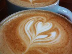 拿铁-VESH COFFEE(定西路店)