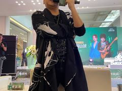 -居然之家金源店-停车场