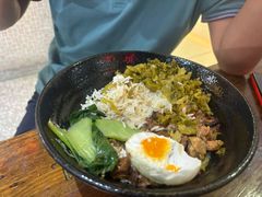 -黑白电视老长沙吃货铺(南岗万达店)