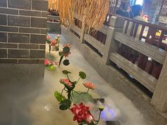 -湘西小馆(滨河路店)