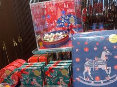 -VENCHI 闻绮(上海佛罗伦萨小镇店)
