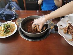-亿诣蝎府炸酱面羊蝎子火锅(酷车小镇店)