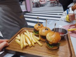 -奈尔宝·儿童乐园·亲子餐厅(鄞州万达店)