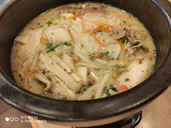 -蒙自源过桥米线(红谷滩万达店)