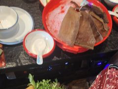 -醉董牛川派鲜肉自选火锅(烟台店)
