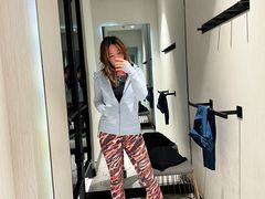 -lululemon(上海浦东IFC店)