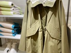 -COS(月星环球港店)