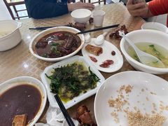 -山里人家土菜馆(茅山店)