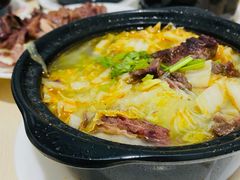 砂锅驴肉-闫家驴肉老店(华电一校店)