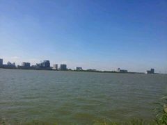 android_upload_pic-上海滴水湖皇冠假日酒店