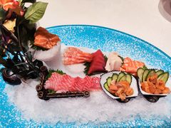 -连鹭海鲜·海肠捞饭·海胆饭(星海店)