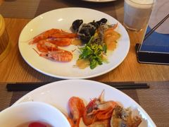 -齐河孔雀王温泉酒店·金孔雀自助百汇