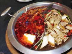 -沸炉重庆老火锅(军事博物馆店)