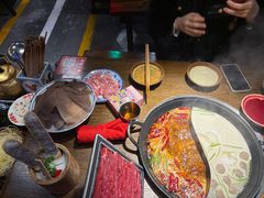 牛肉丸鸳鸯锅-萍姐火锅·公路夜市(打浦桥日月光店)