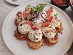 鲜奶油草莓华夫-娜娜家•Nana's restaurant(国金汇店)