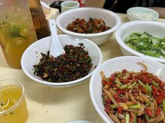 -笨罗卜浏阳菜馆(龙华鹏润达店)